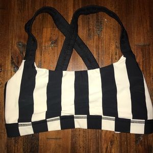 Lululemon Black and White Stripe Sports Bra Sz 8